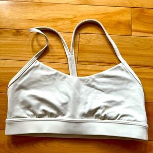 Lululemon flow Y bra white size 6